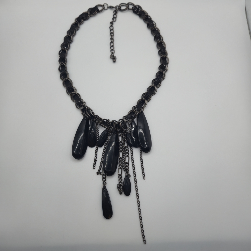 Black Short Chain Necklace